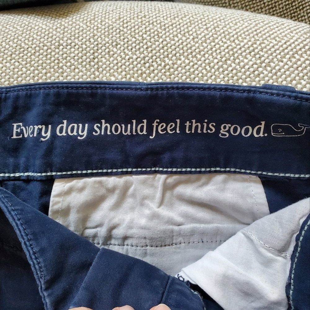 Vineyard Vines Navy Blue Women's Shorts.  Size 4 - Picture 7 of 8